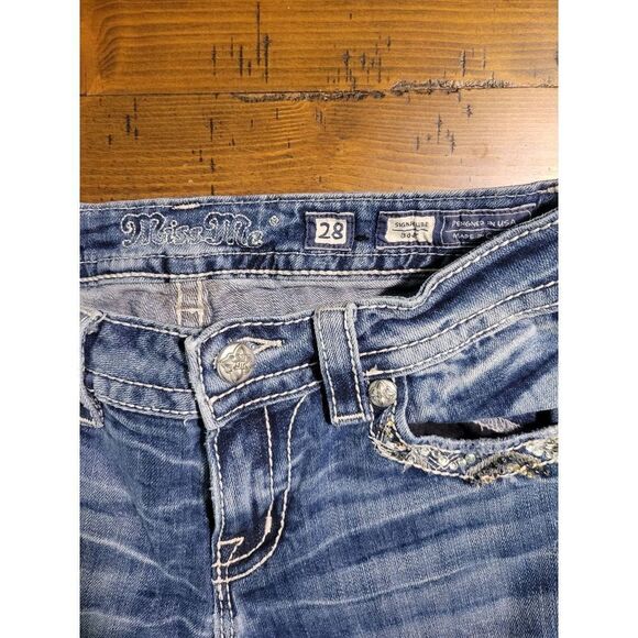 Miss Me Signature Boot Jeans - Picture 6 of 12